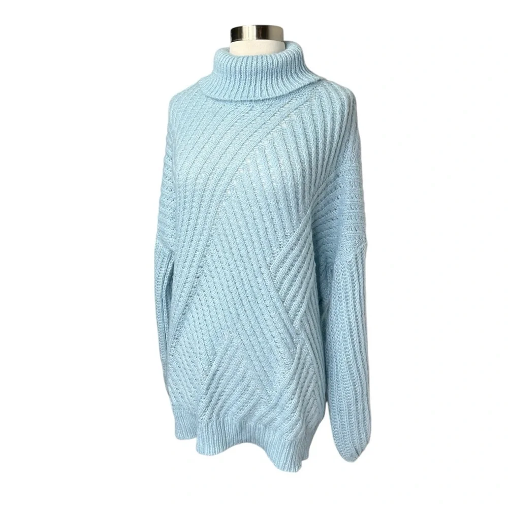 LINE & DOT Bea Oversized Turtleneck Crochet Style Knit in Light Blue Medium New - Picture 12 of 13